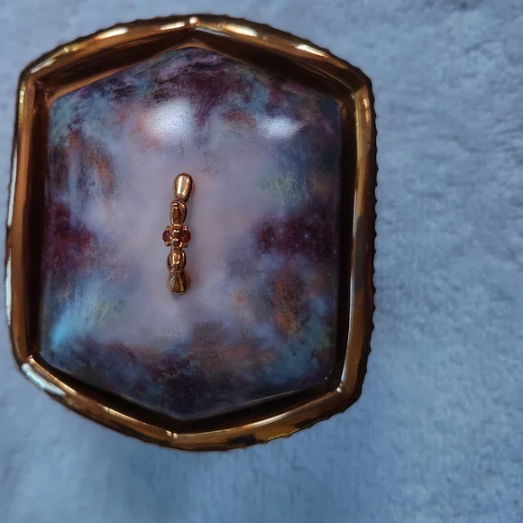 Vintage Thomas Kinkade Gold and White Musical Box Like New - Picture 5 of 6